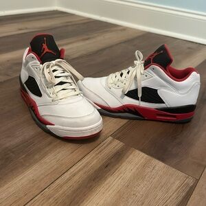 Air Jordan 5 Retro Low “Fire Red” size 9